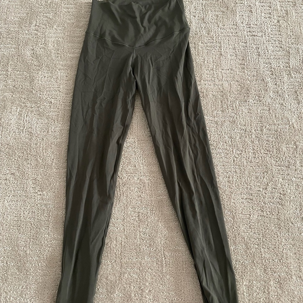 Aeries Green Leggings (Never worn)